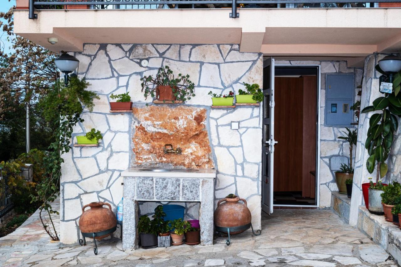 Apartmani Kamena Ruza Budva Exterior foto