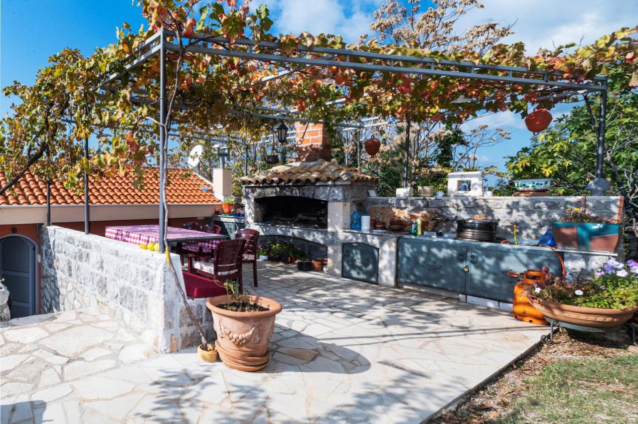 Apartmani Kamena Ruza Budva Exterior foto