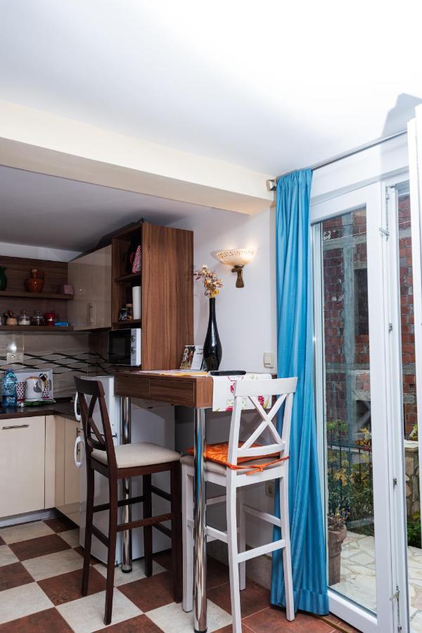 Apartmani Kamena Ruza Budva Exterior foto